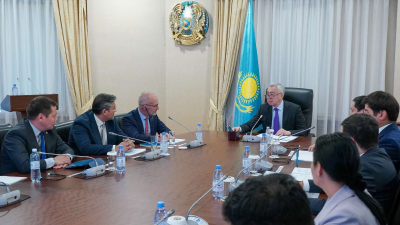 Жумангарин обсудил с руководством ADCB расширение инвестиций в Казахстан