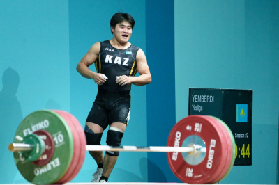 Едыге Емберды завоевал ещё две медали на играх Исламской солидарности по тяжёлой атлетике