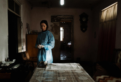 &laquo;Апрель&raquo; грузинской режиссерки: Экспериментальное кино об абортах, которое завораживает и пугает