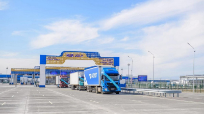 Пробка на границе с Китаем: Казахстан решает проблему очередей