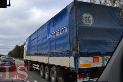 На границе Казахстана и Китая скопилось 1,5 тыс. грузовиков