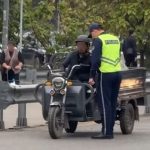 «60-қа жуық ереже бұзу дерегі»: Алматы полициясы базар маңында үш дөңгелекті көліктерге қатысты рейд жүргізді