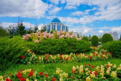 Столица в зелёном  